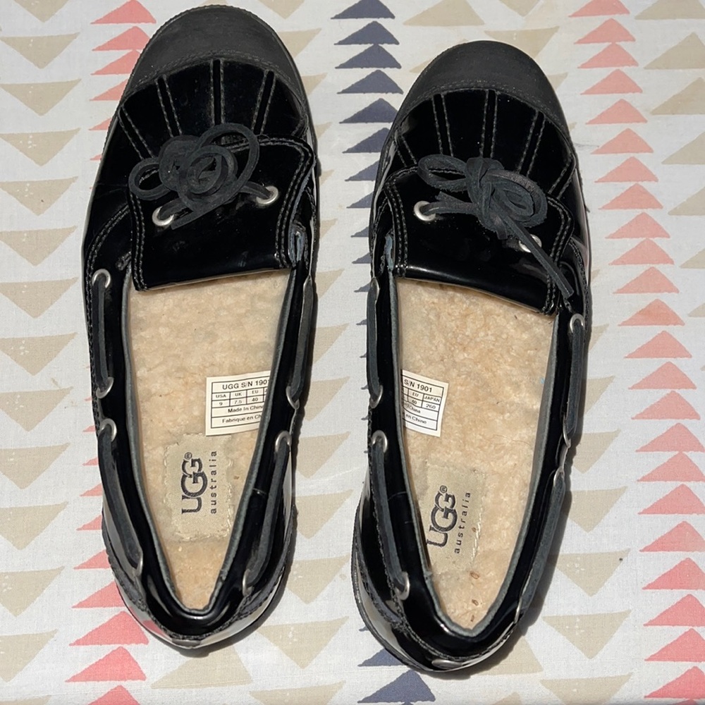 Ugg shoes with fur